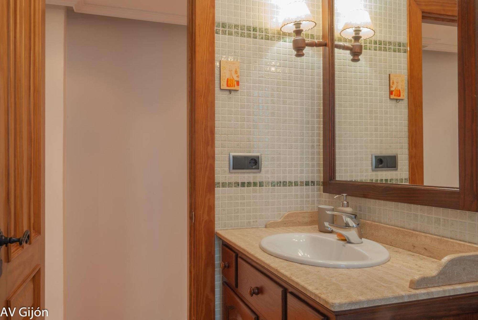 Apartament Av Premio Real 16 Gijón Zewnętrze zdjęcie