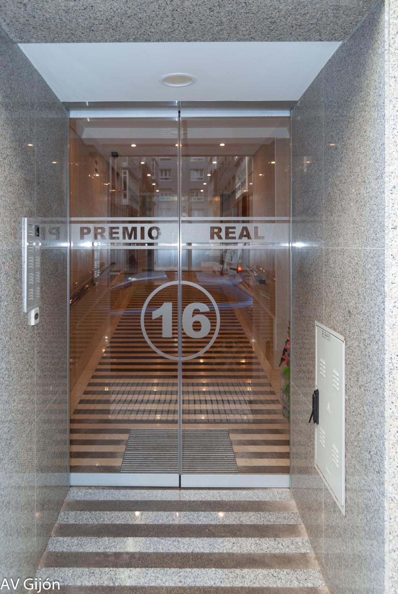 Apartament Av Premio Real 16 Gijón Zewnętrze zdjęcie