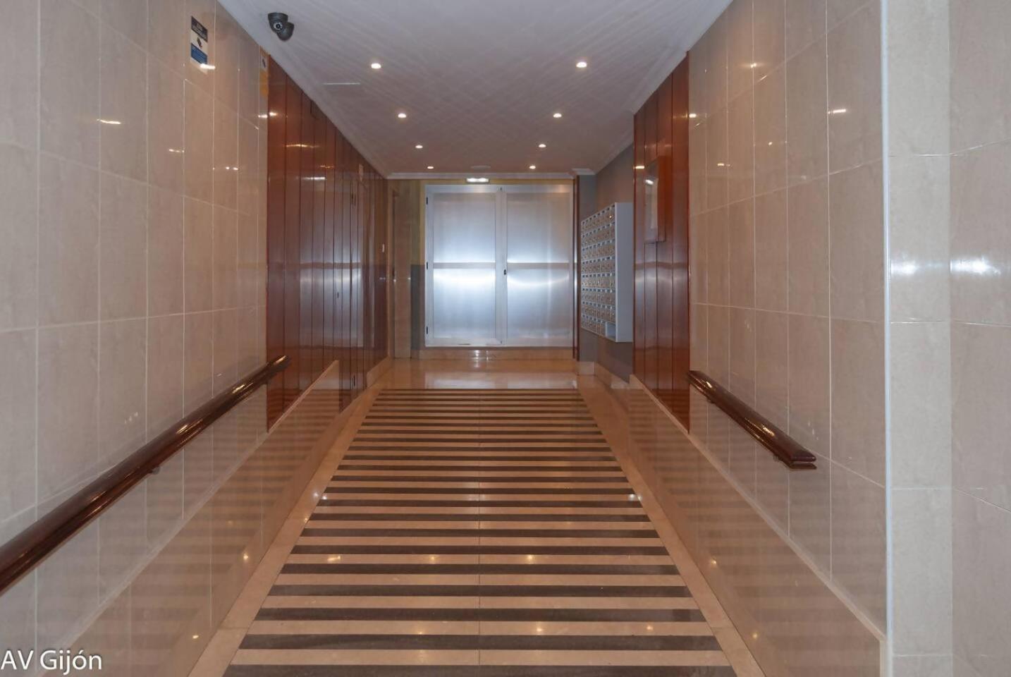 Apartament Av Premio Real 16 Gijón Zewnętrze zdjęcie