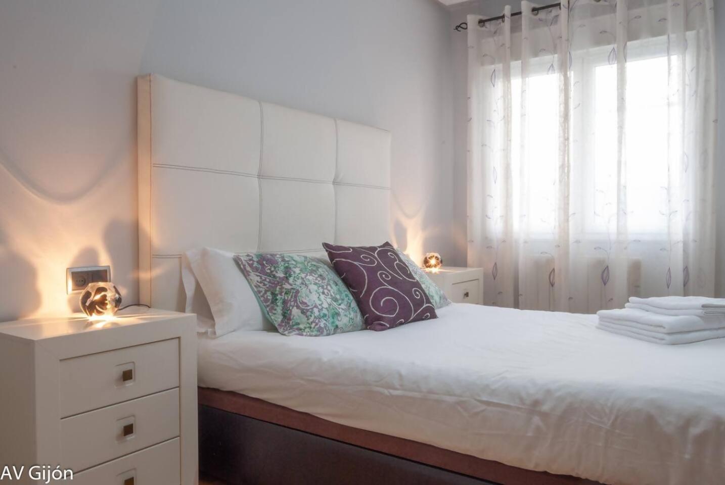 Apartament Av Premio Real 16 Gijón Zewnętrze zdjęcie