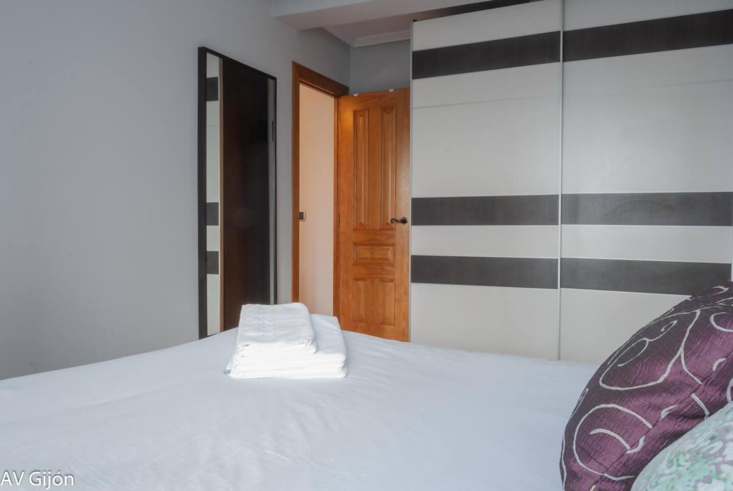 Apartament Av Premio Real 16 Gijón Zewnętrze zdjęcie